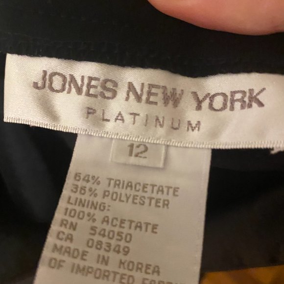 Black business casual/formal skirt - Picture 3 of 3